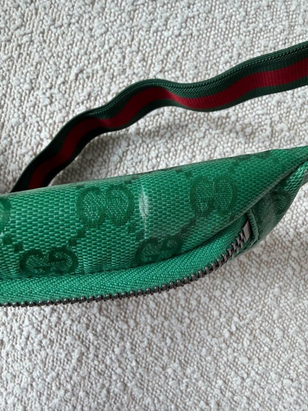 Gucci KIDS Green Monogram Stripe Belt Bag - Picture 4 of 9